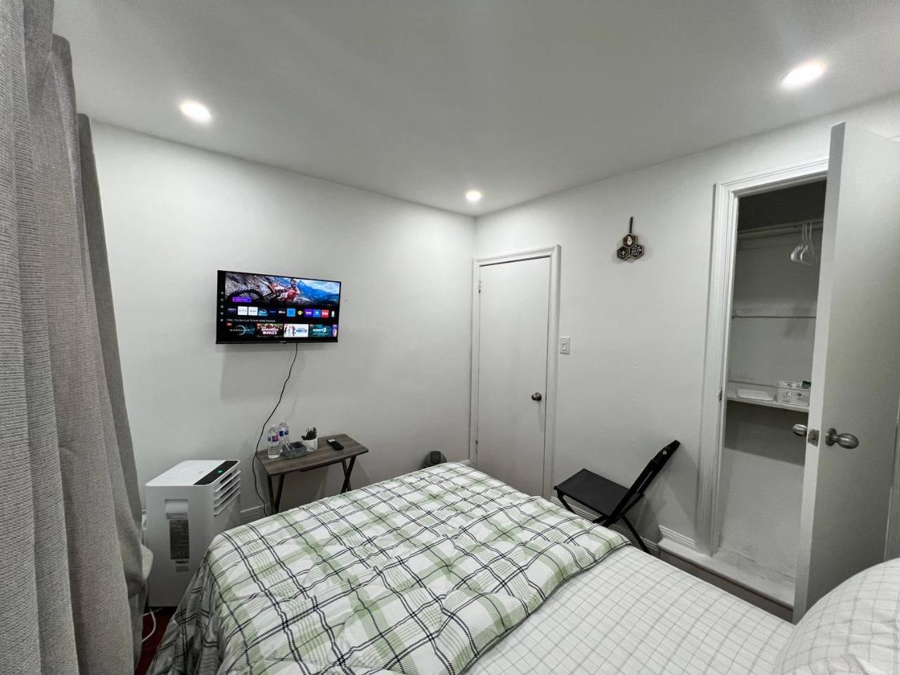#1 Convvy-Nient Residence! Toronto Exterior foto